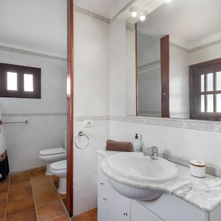 3-bedroom In Golf Del Sur Вилла *