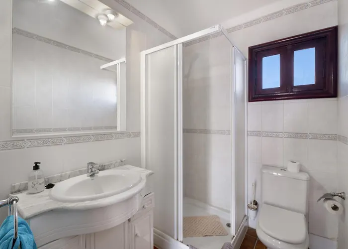 3-bedroom In Golf Del Sur *