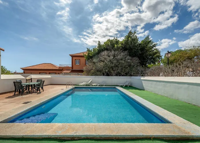 3-bedroom In Golf Del Sur Willa
