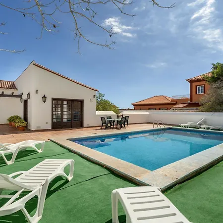 Villa 3-bedroom In Golf Del Sur *