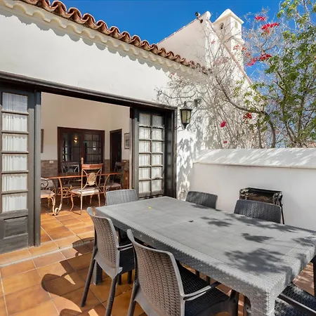 Villa 3-bedroom In Golf Del Sur San Miguel de Abona