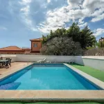 Villa 3-bedroom In Golf Del Sur *
