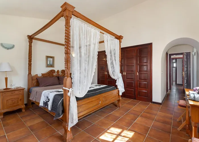 3-bedroom In Golf Del Sur Villa
